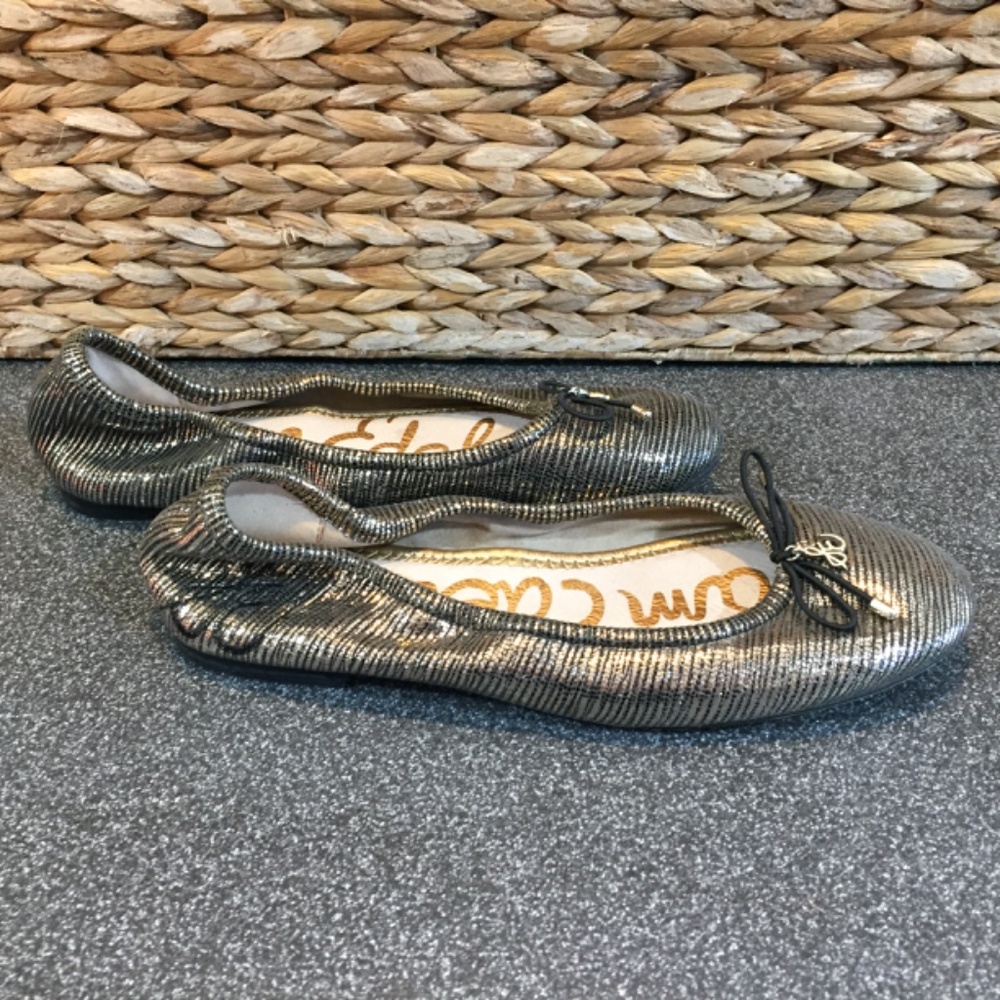Sam Edelman Metallic Flats with Black Bow - Picture 3 of 11